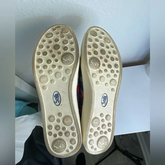 Sofft Women Somers Knit slip-on sneaker blue embroidered floral size 11M - Picture 11 of 11